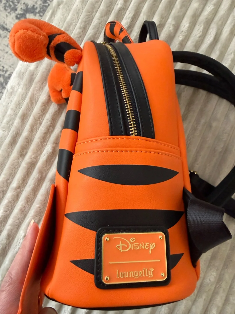 Loungefly Tigger Backpack - Picture 4 of 6